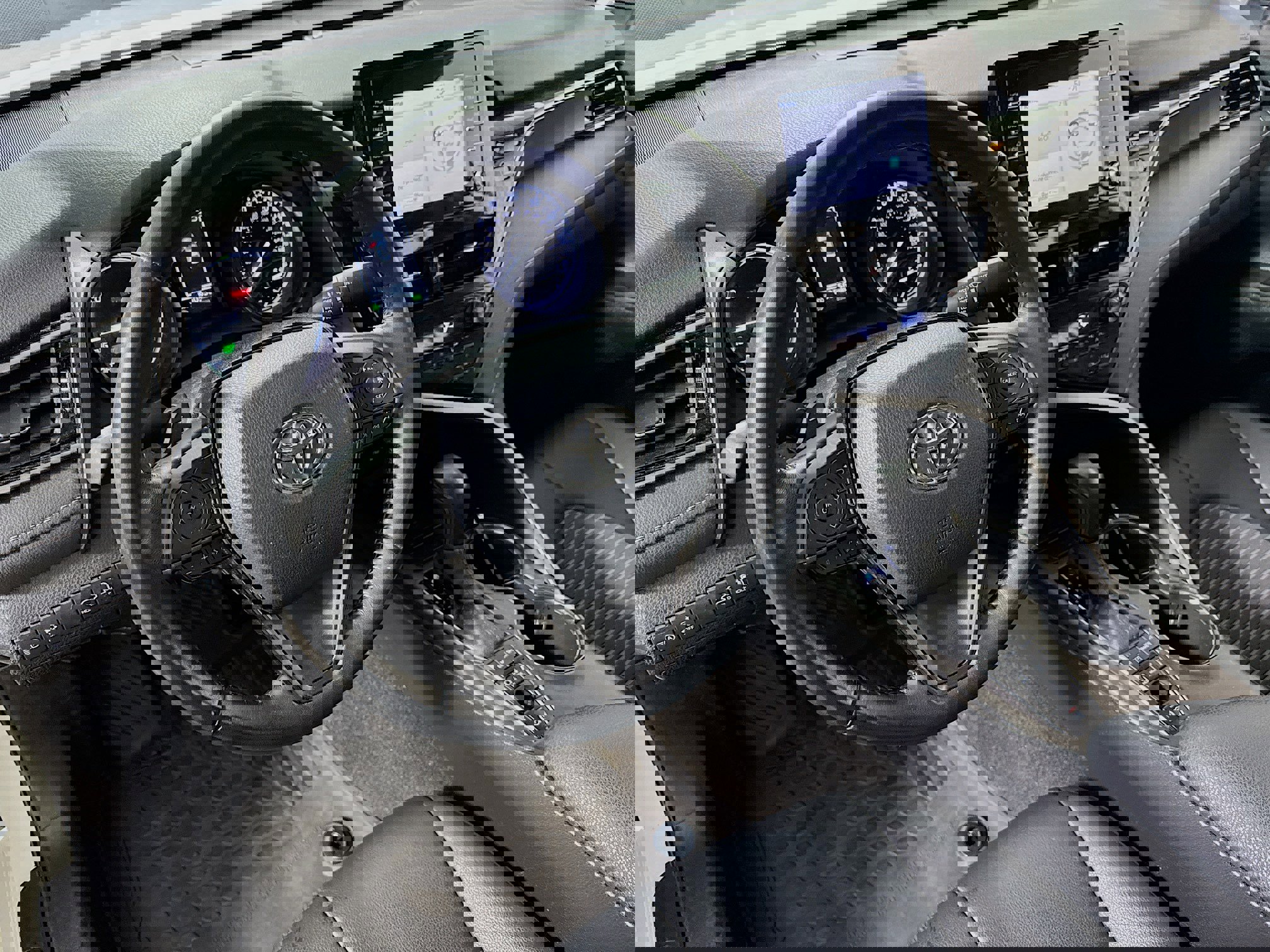 Used 2022 Toyota Camry SE image 21