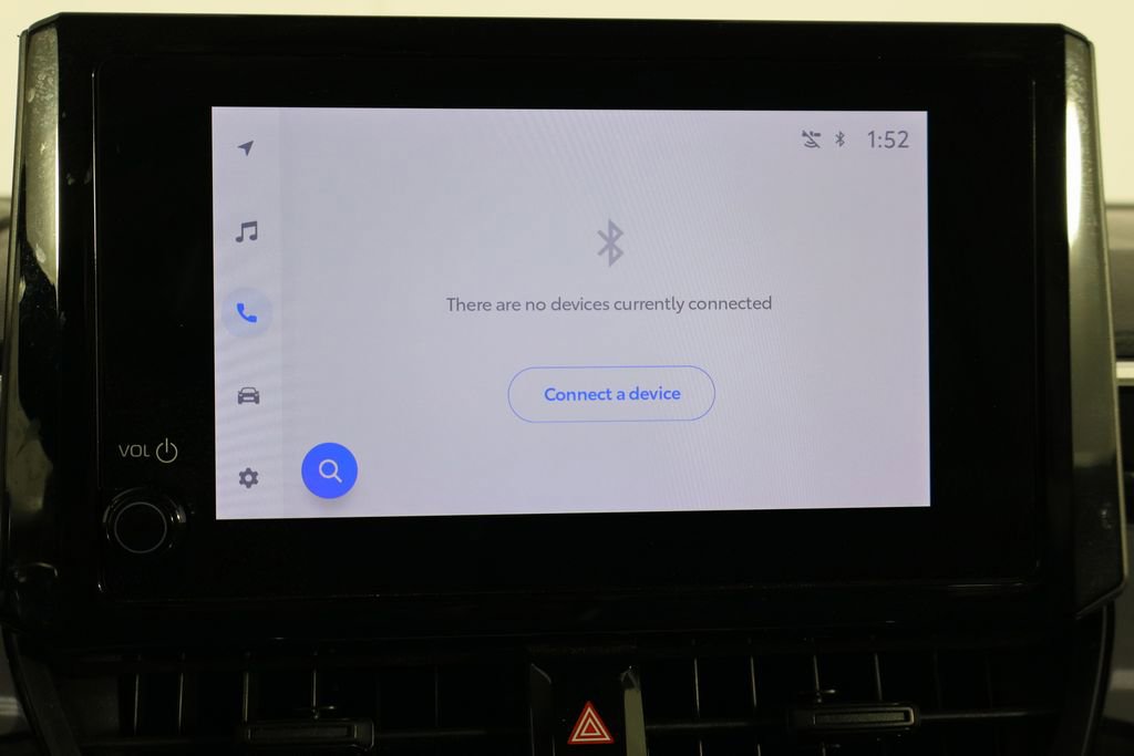 Used 2025 Toyota Corolla LE w/ Convenience Package image 29