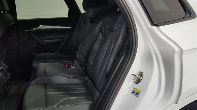 Used 2025 Audi Q5 2.0T Premium image 27