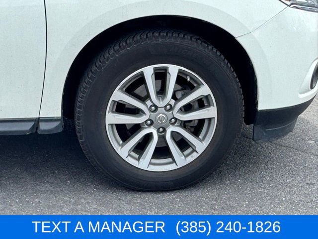 Used 2016 Nissan Pathfinder S image 12