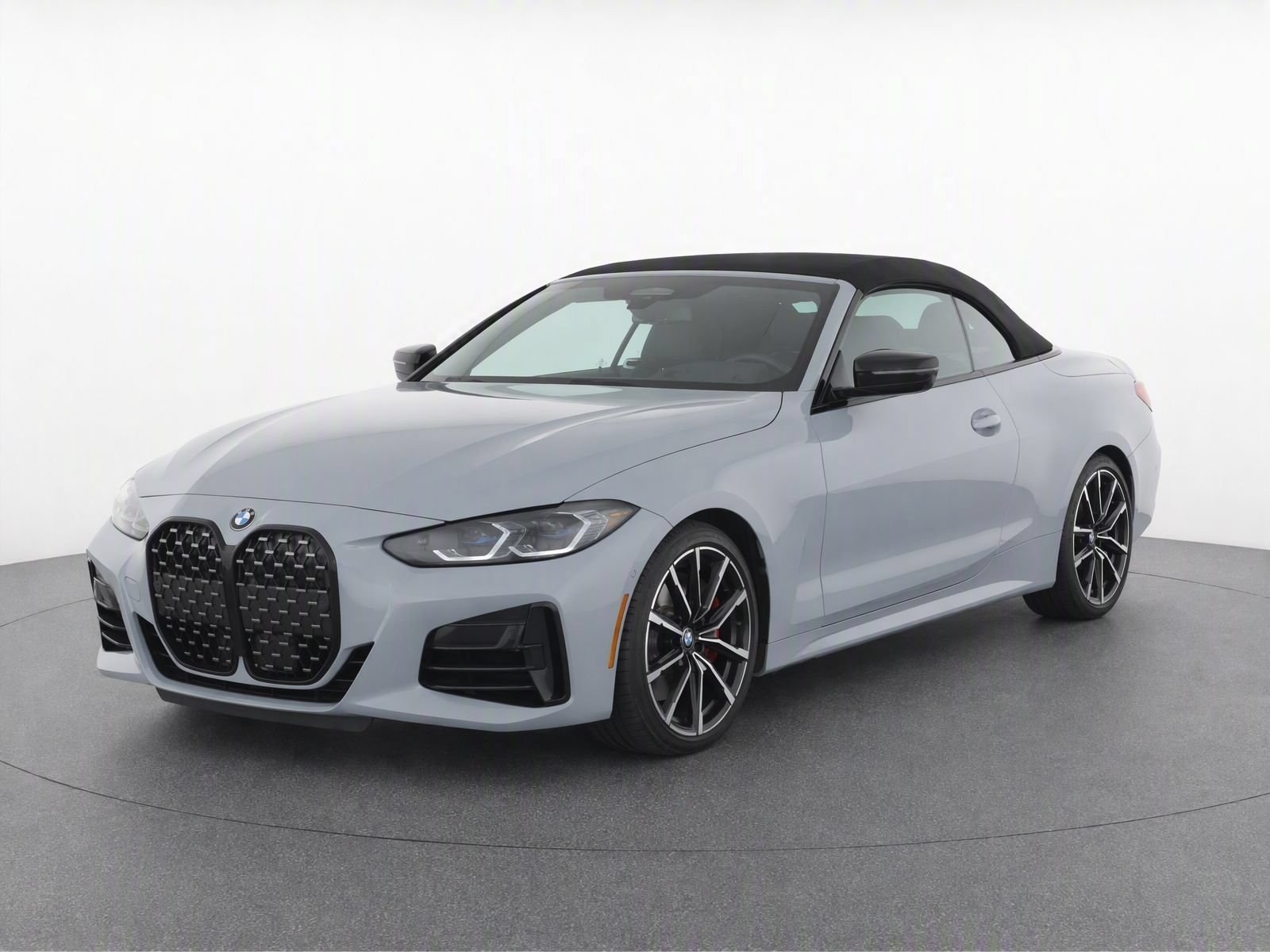 Used 2023 BMW M440i Convertible w/ Premium Package RWD image 2