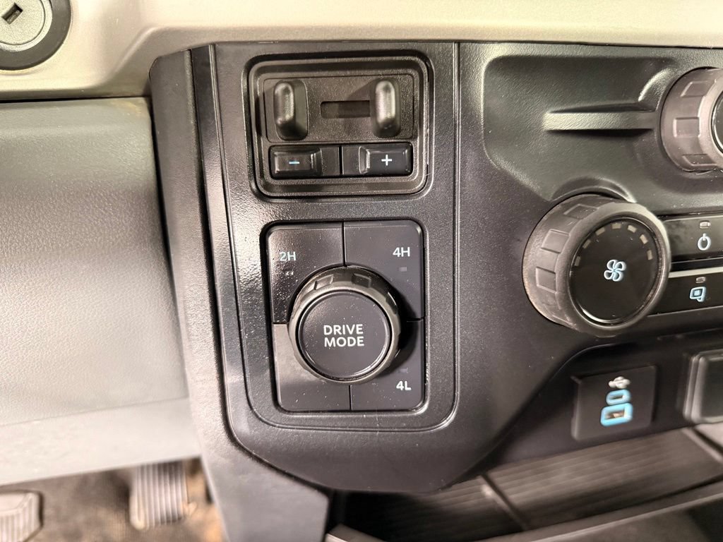 Certified 2026 Ford F350 XLT AWD/4WD image 24