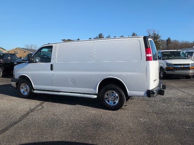 Used 2024 Chevrolet Express 2500 w/ Driver Convenience Package image 4