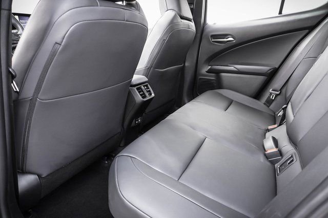 Certified 2025 Lexus UX 300h FWD w/ Accessory Package (Z2) image 21