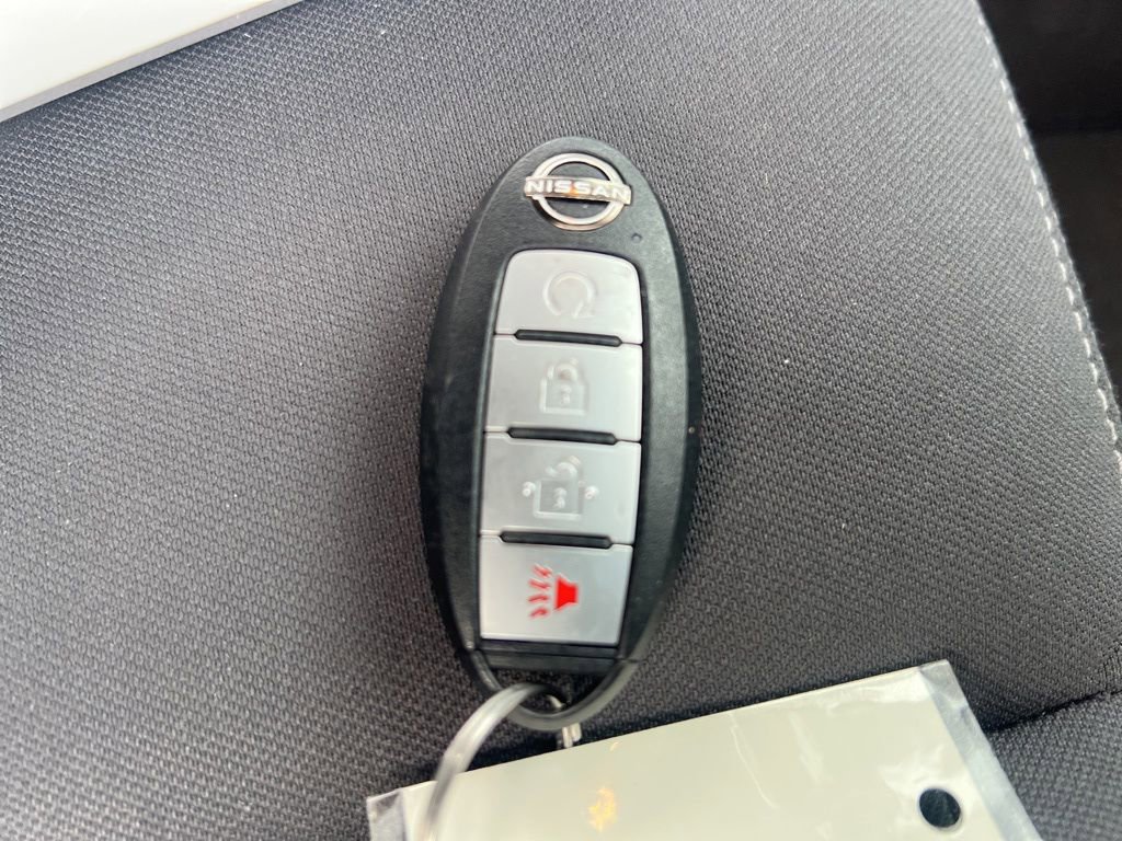 Certified 2024 Nissan Titan SV w/ SV Convenience Package image 25