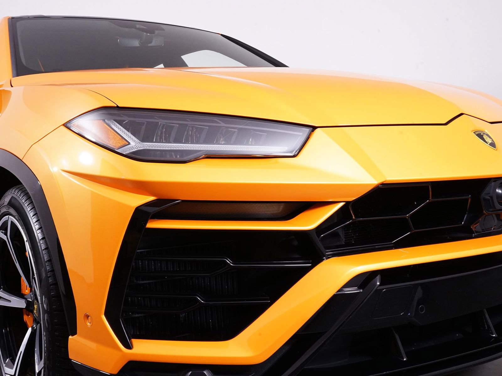 Used 2022 Lamborghini Urus image 17