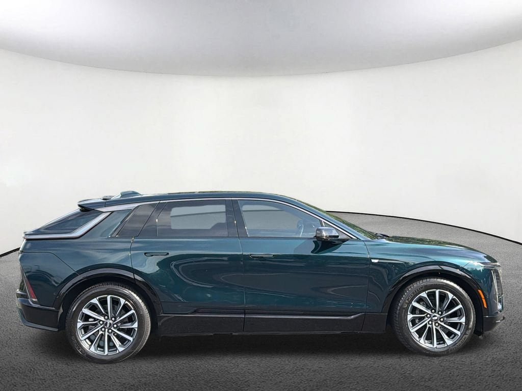 Certified 2024 Cadillac Lyriq Sport AWD/4WD image 20