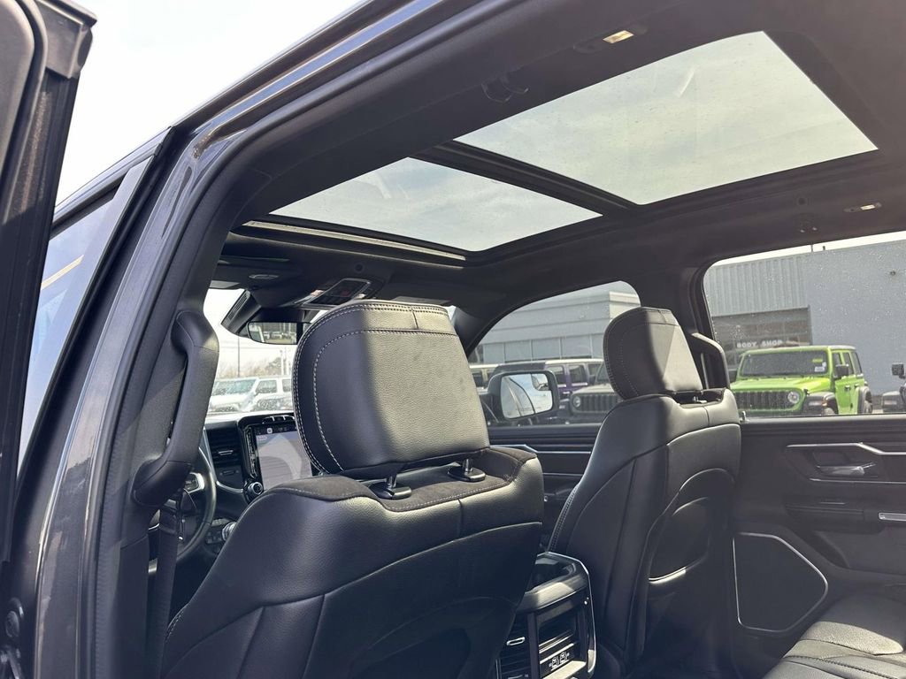 Used 2023 RAM 1500 Laramie image 19