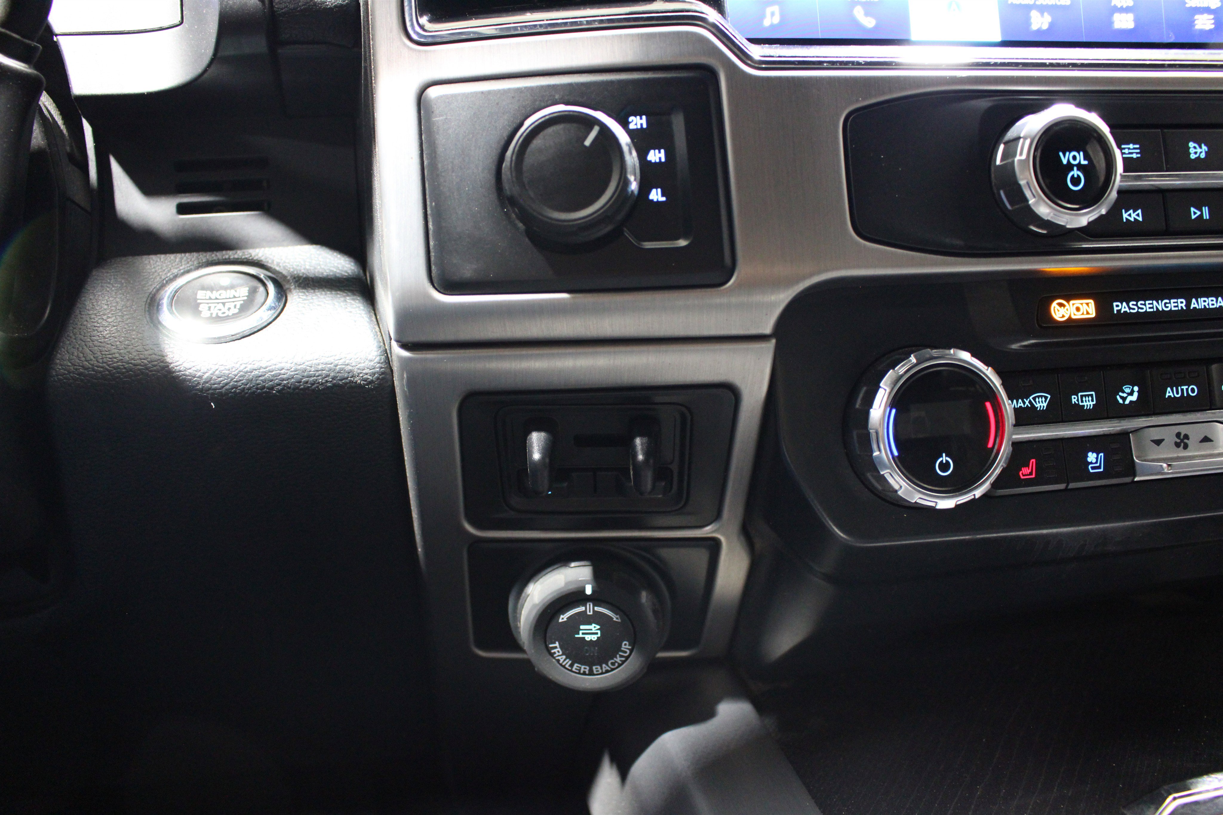 Used 2022 Ford F350 Platinum AWD/4WD image 18