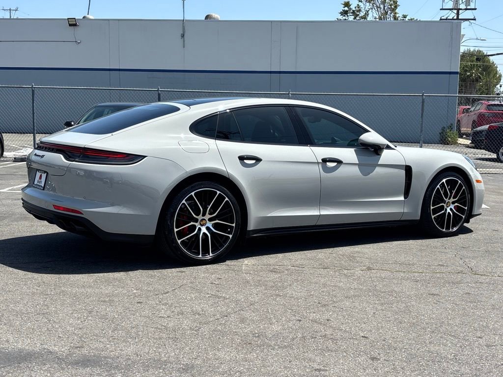 Used 2022 Porsche Panamera 4S AWD/4WD image 4