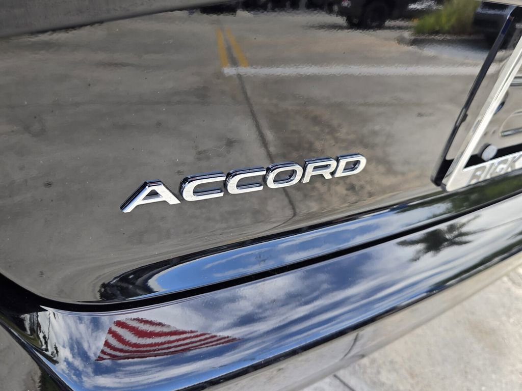 Certified 2025 Honda Accord SE image 15