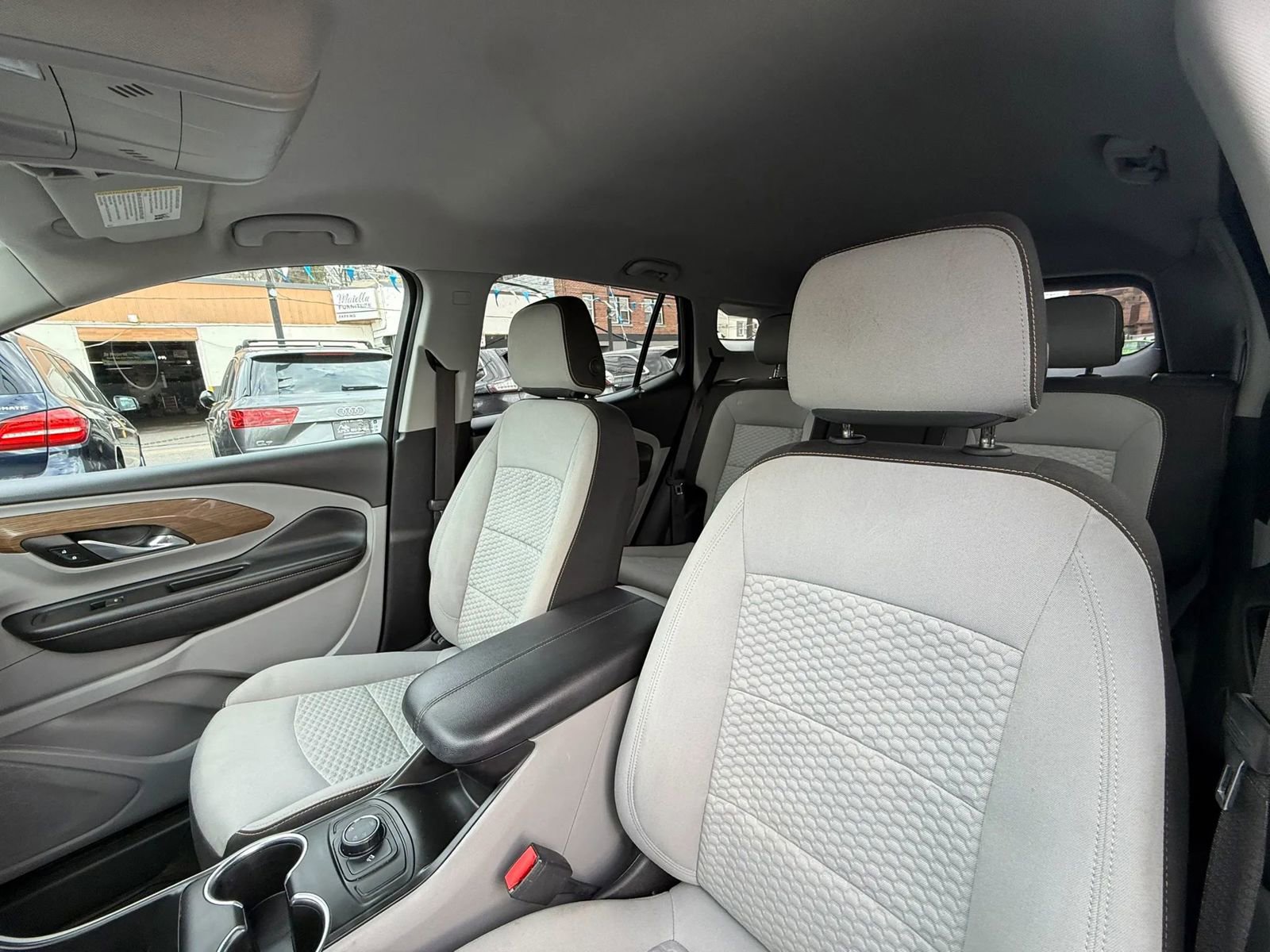 Used 2018 GMC Terrain SLE image 24