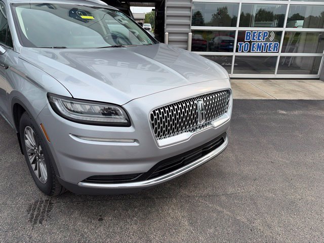 Used 2021 Lincoln Nautilus AWD w/ Equipment Group 101A image 5