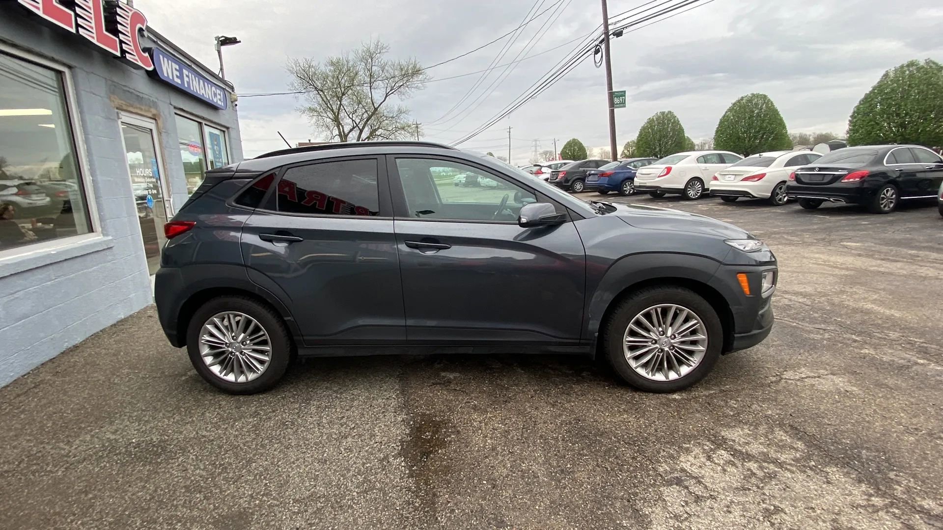 Used 2021 Hyundai Kona SEL image 4