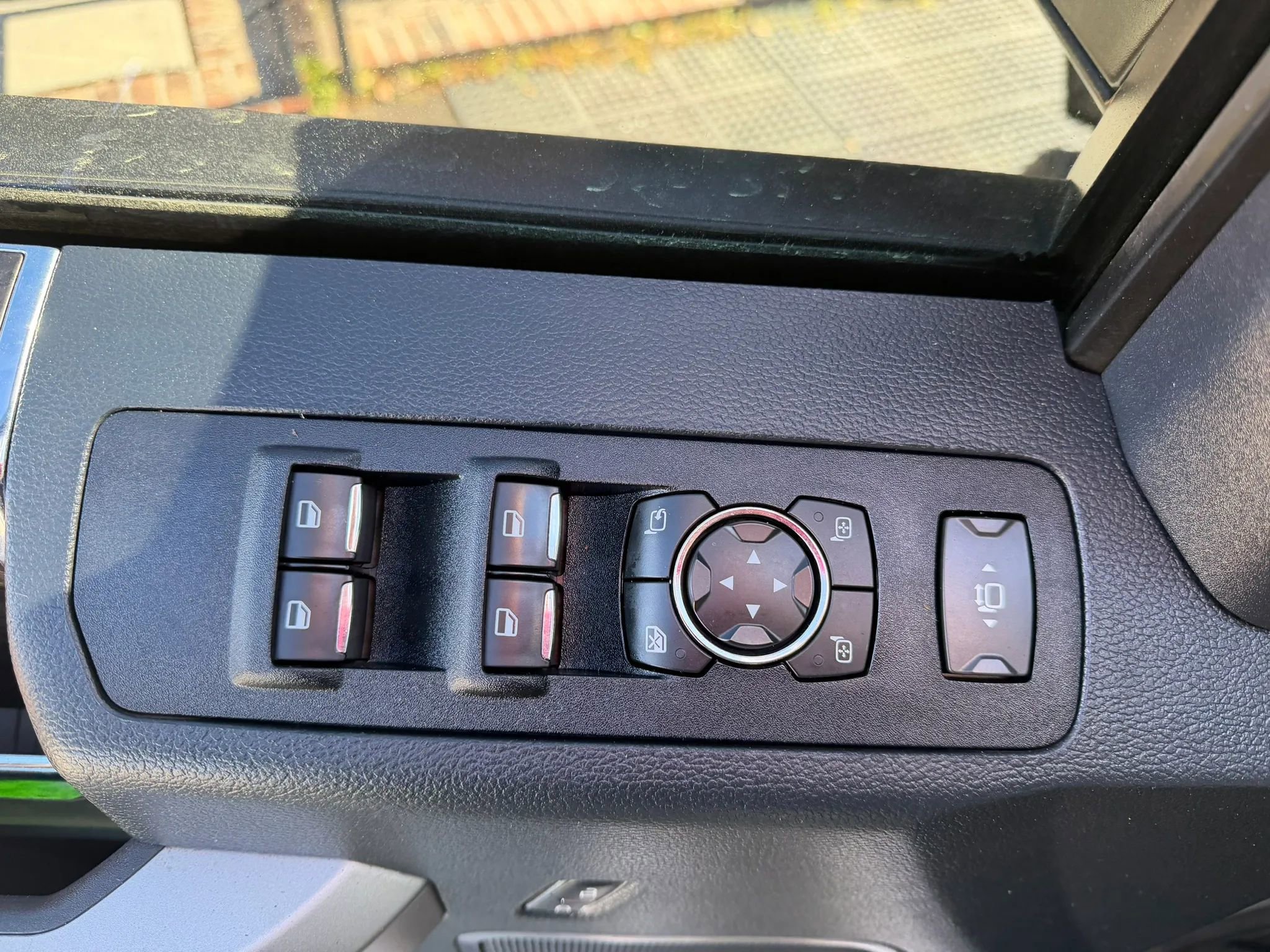 Used 2022 Ford F250 Lariat image 29