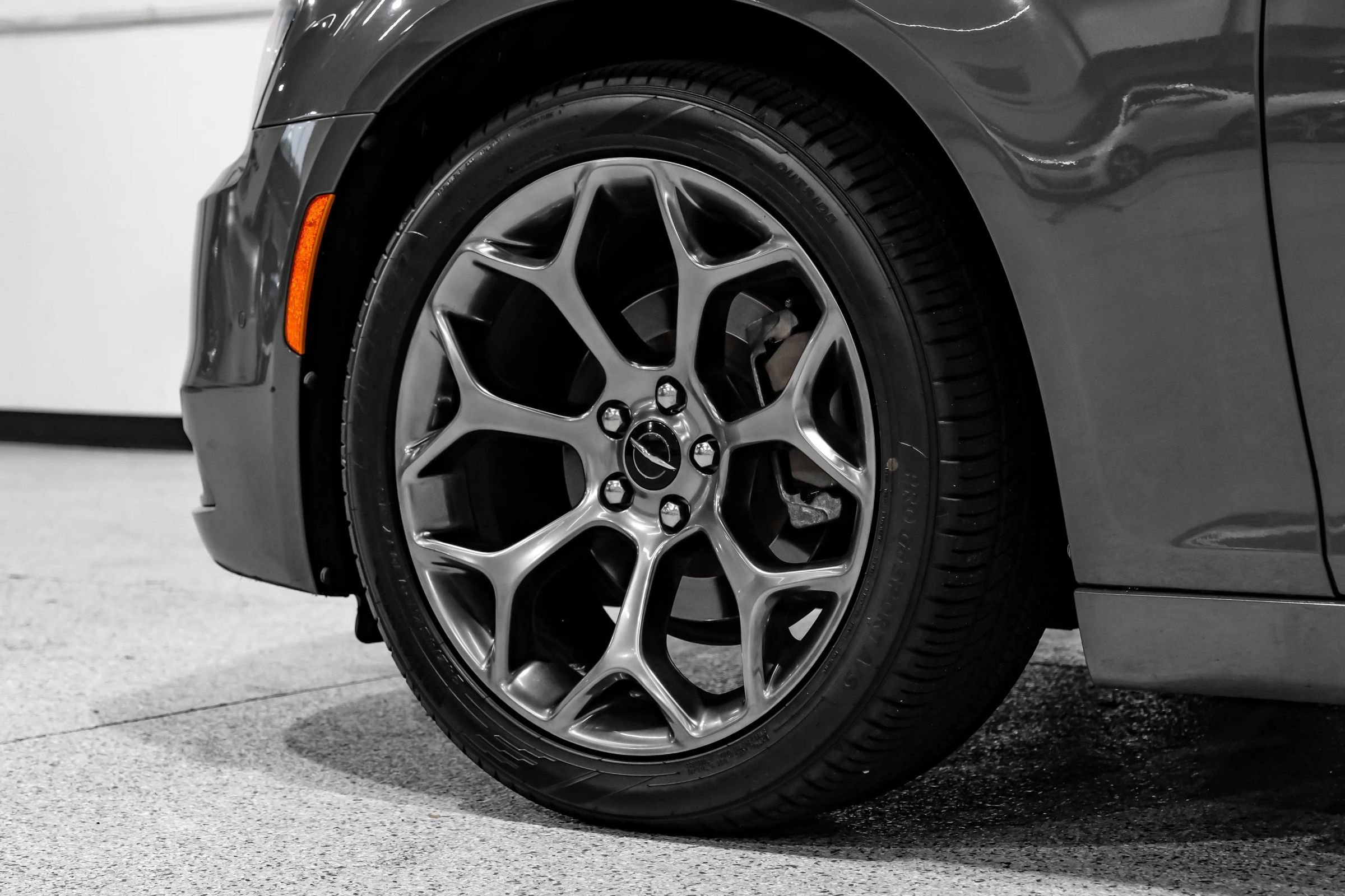 Used 2018 Chrysler 300 S w/ 300S Premium Group RWD image 72