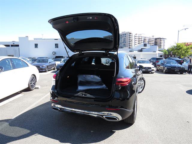 Used 2023 Mercedes-Benz GLC 300 4MATIC image 29
