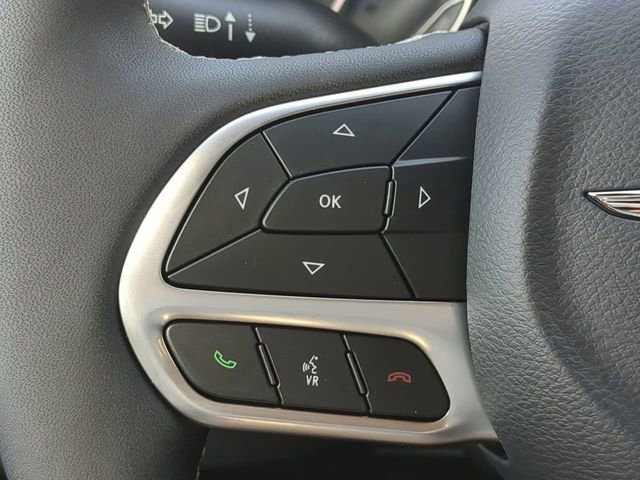 New 2026 Chrysler Voyager LX image 30