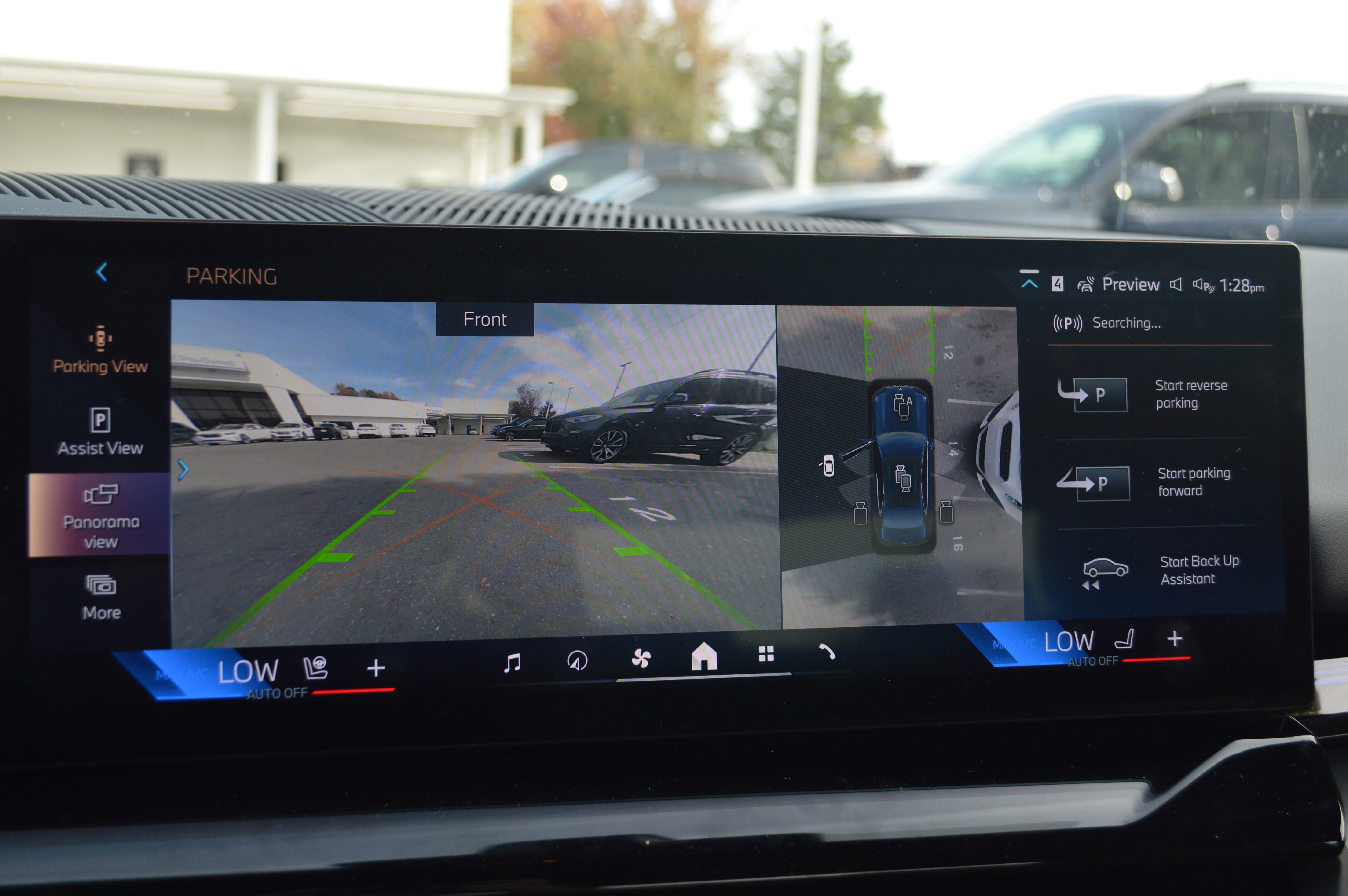 Used 2025 BMW 530i xDrive w/ Premium Package image 20