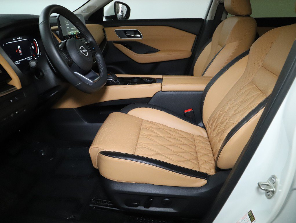 Certified 2023 Nissan Rogue Platinum w/ Platinum Premium Package AWD/4WD image 21