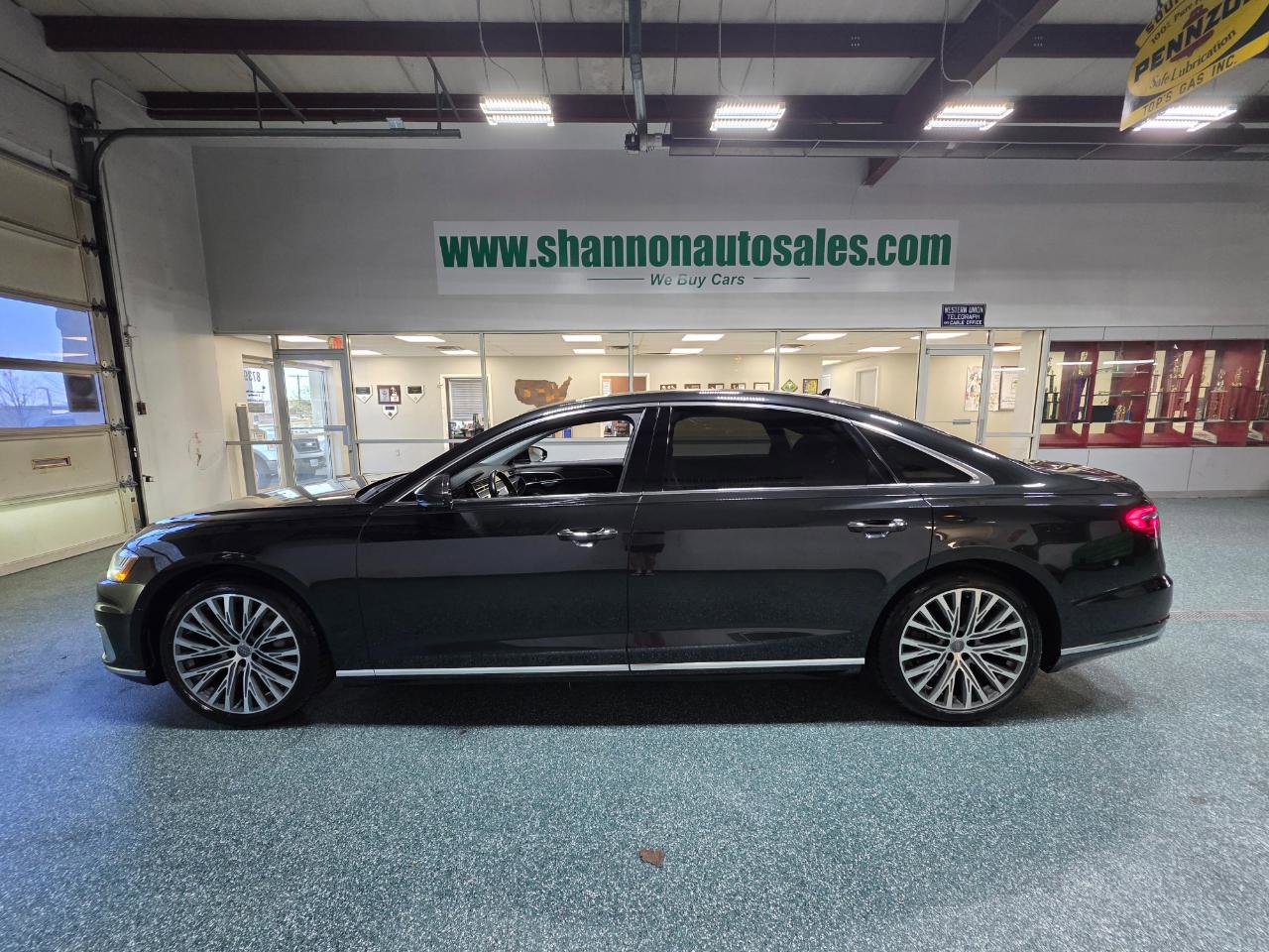 Used 2019 Audi A8 L 3.0T w/ Executive Package image 11