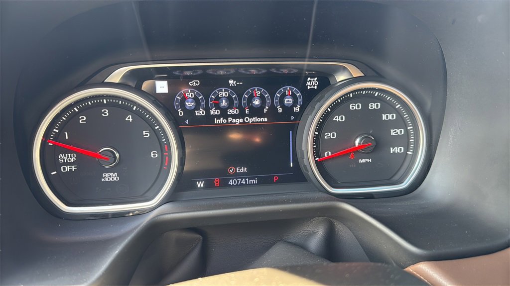 Used 2021 Chevrolet Suburban High Country image 9