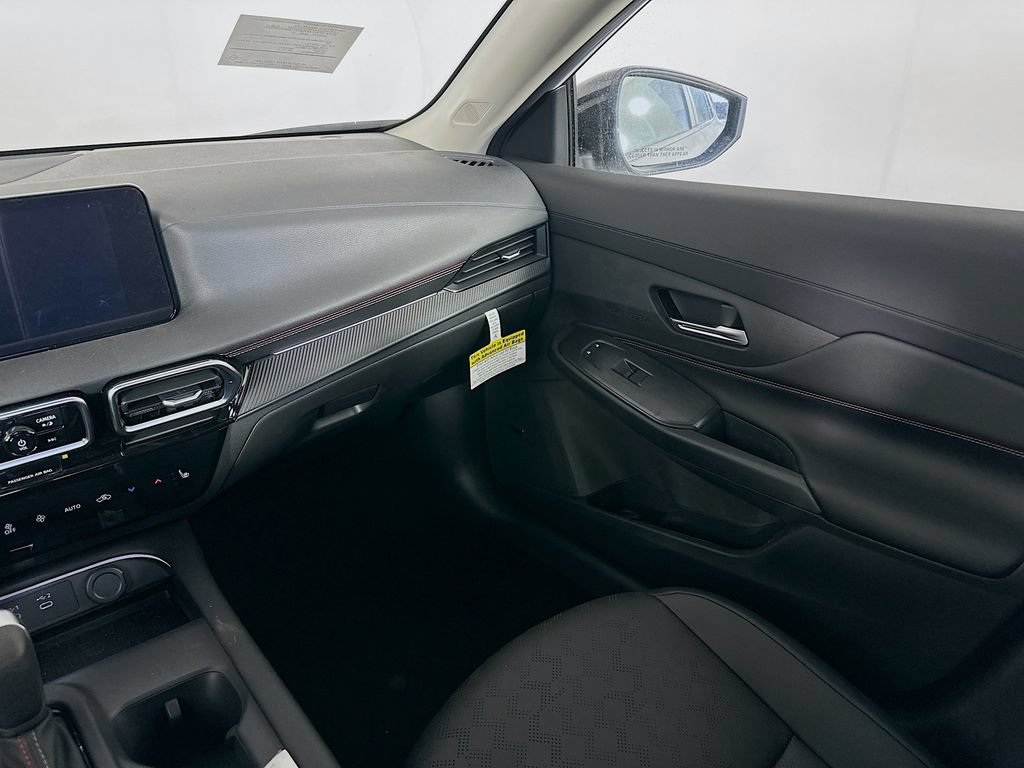New 2026 Nissan Sentra SR w/ SR Premium Package FWD image 31