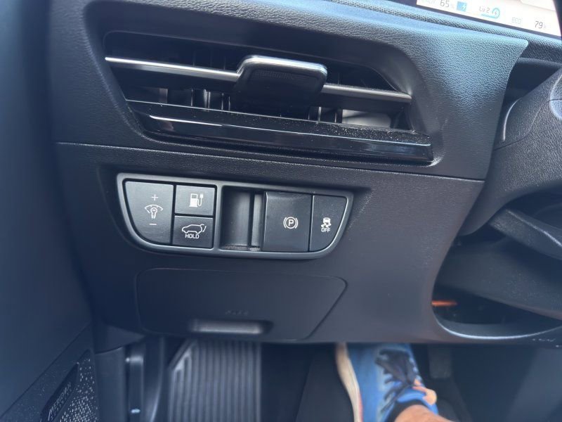 Used 2022 Kia EV6 Wind w/ Wind Technology Package image 27