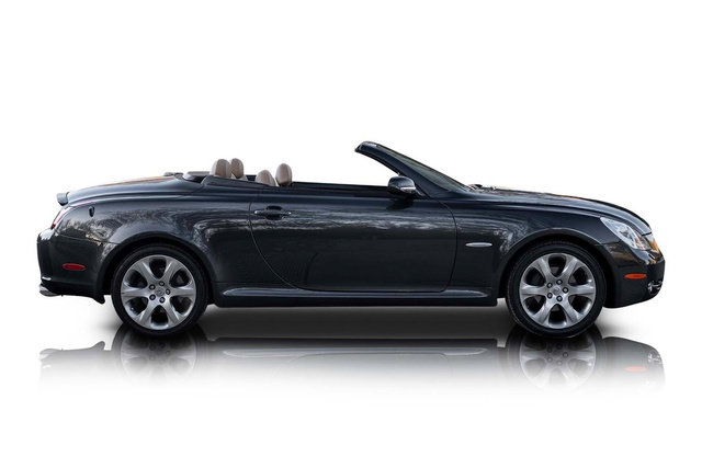 Used 2008 Lexus SC 430 Convertible RWD image 2