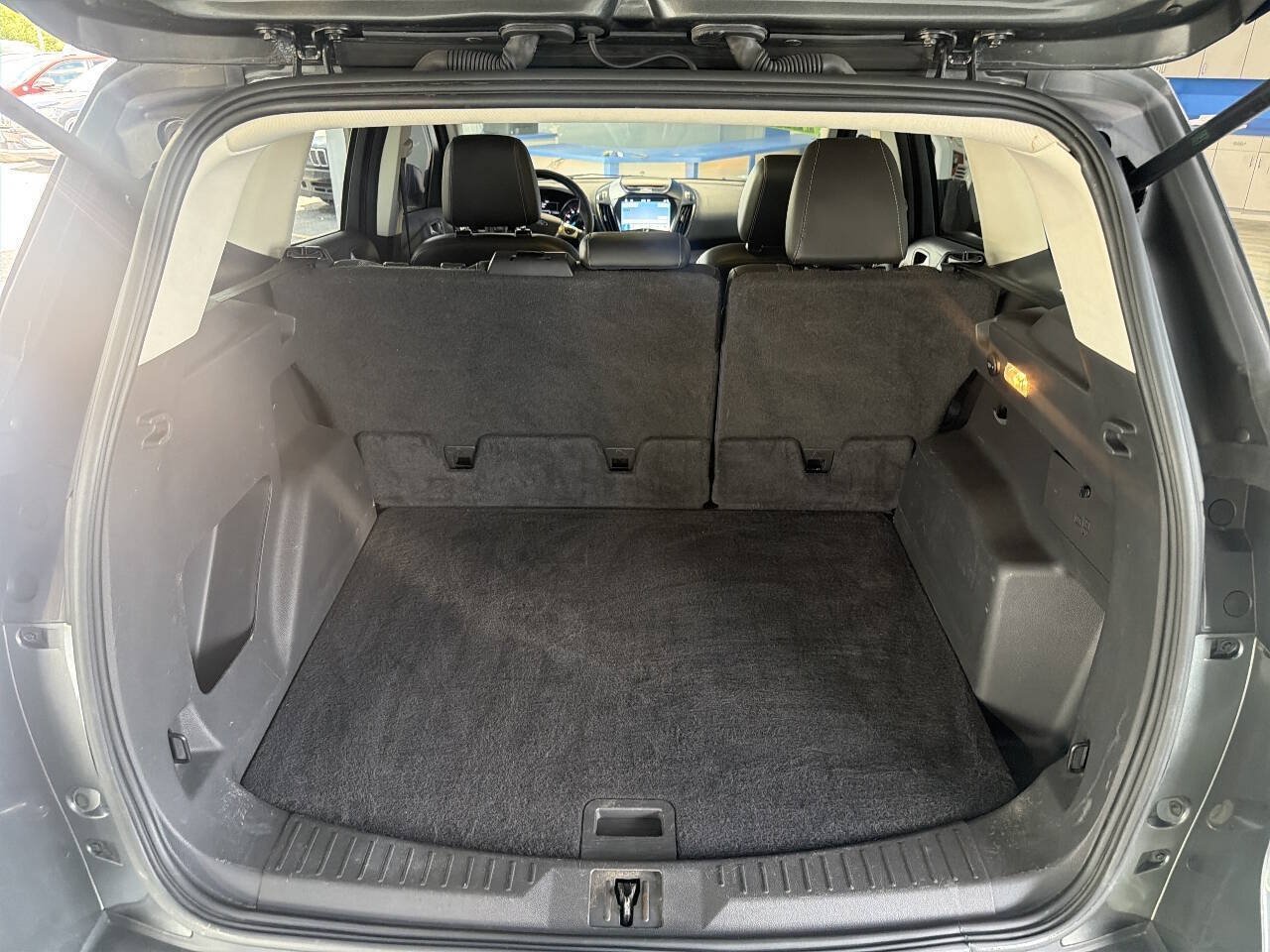 Used 2016 Ford Escape SE w/ SE Chrome Package FWD image 11