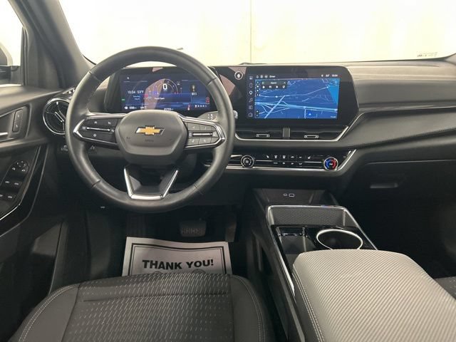 Used 2025 Chevrolet Equinox LT AWD/4WD image 25
