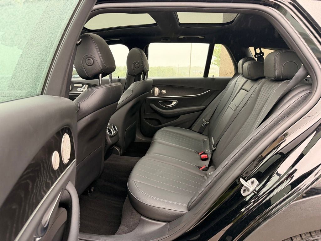 Used 2021 Mercedes-Benz E 450 4MATIC All-Terrain Wagon image 32