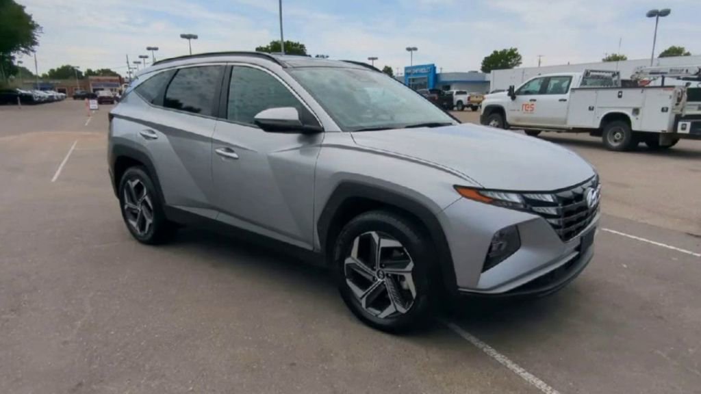 Used 2023 Hyundai Tucson SEL image 2