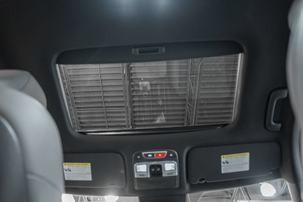 Used 2024 Kia Telluride SX X-Pro AWD/4WD image 25