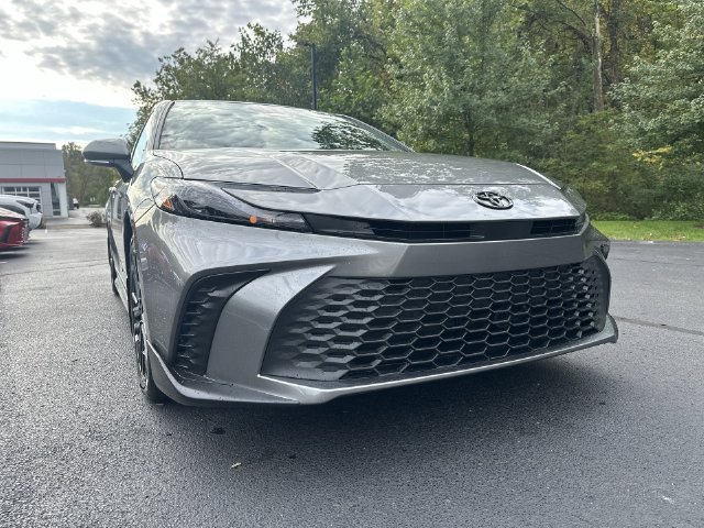 New 2026 Toyota Camry SE FWD image 11