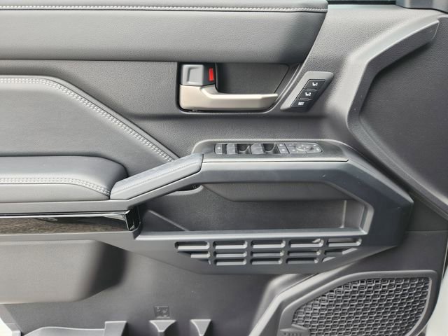 New 2026 Toyota 4Runner Limited AWD/4WD image 19