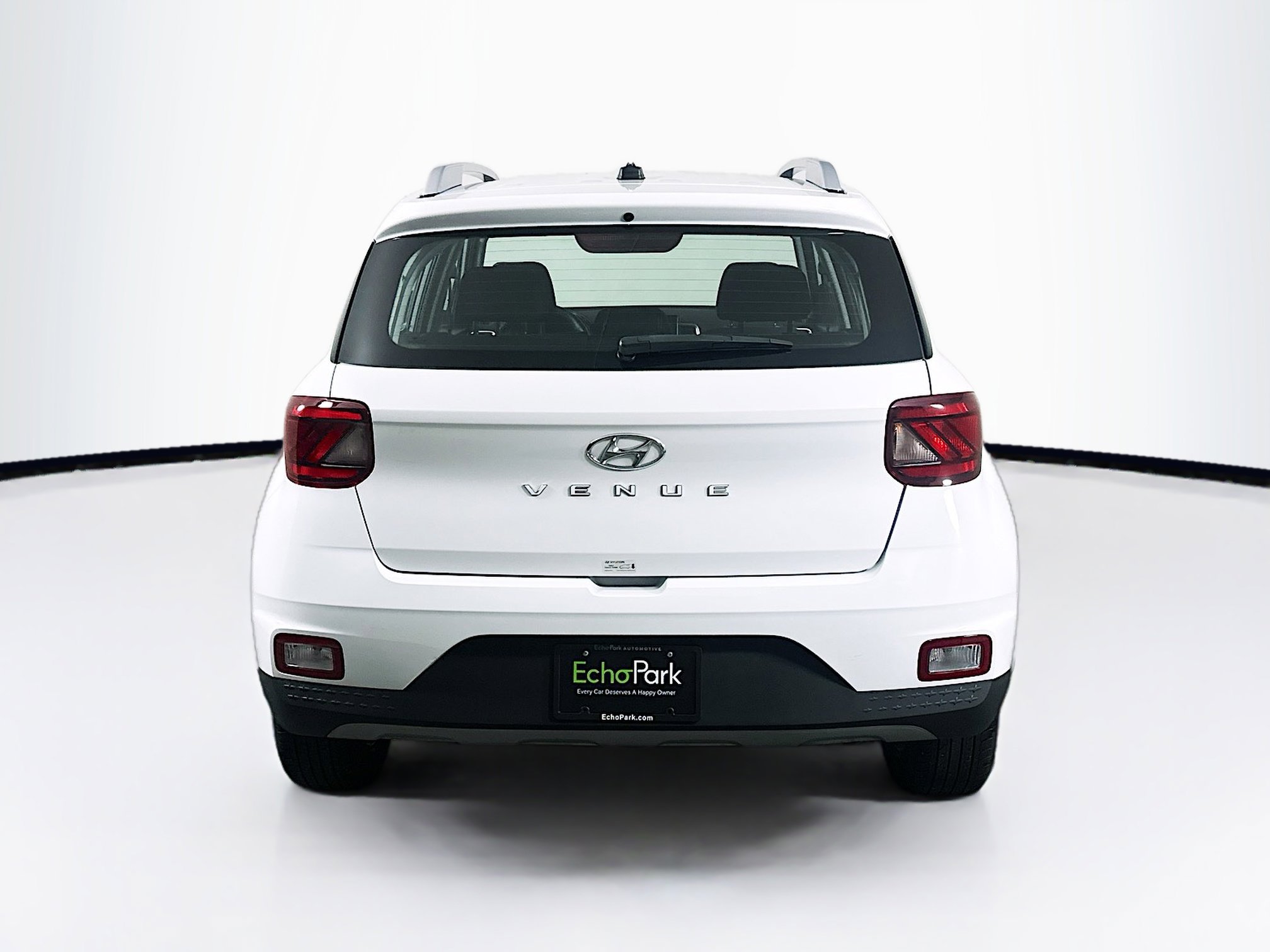 Used 2025 Hyundai Venue SEL FWD image 7