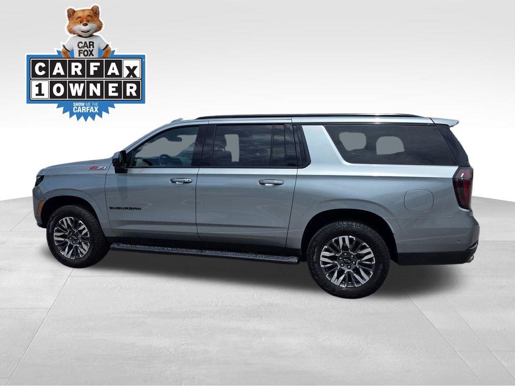 Used 2025 Chevrolet Suburban Z71 AWD/4WD image 4