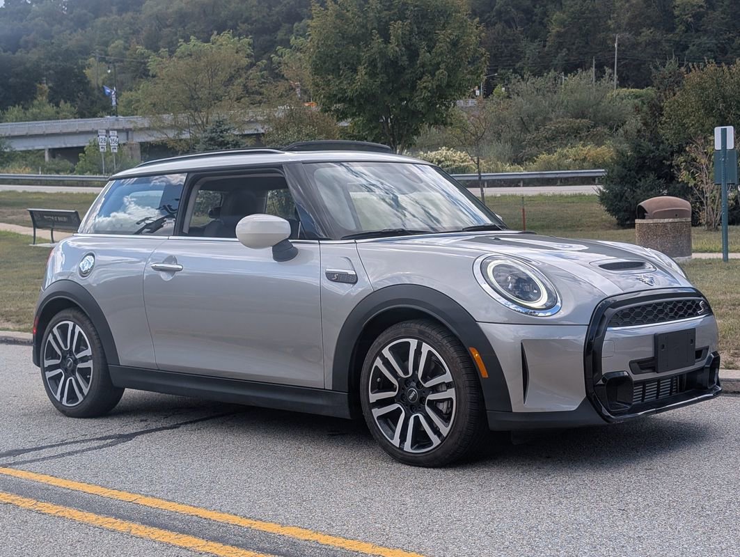 Used 2024 MINI Cooper S image 3