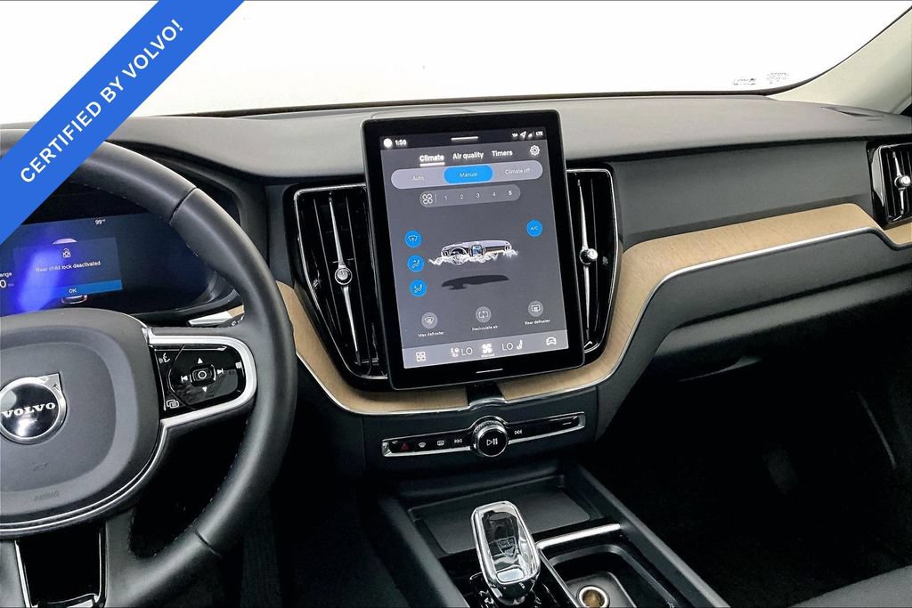 Used 2026 Volvo XC60 B5 Plus AWD/4WD image 7