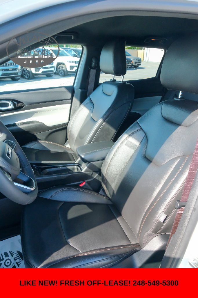Used 2023 Jeep Compass Limited AWD/4WD image 16