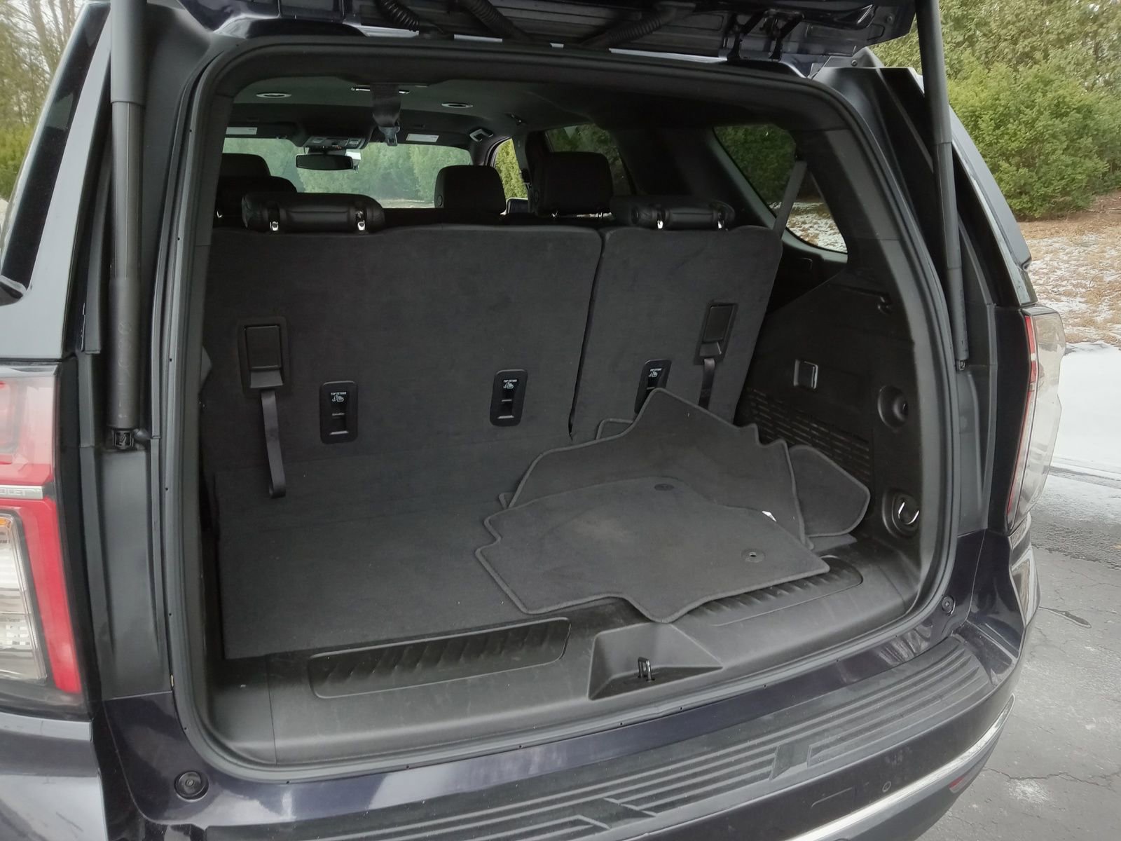 Used 2024 Chevrolet Tahoe LT image 26