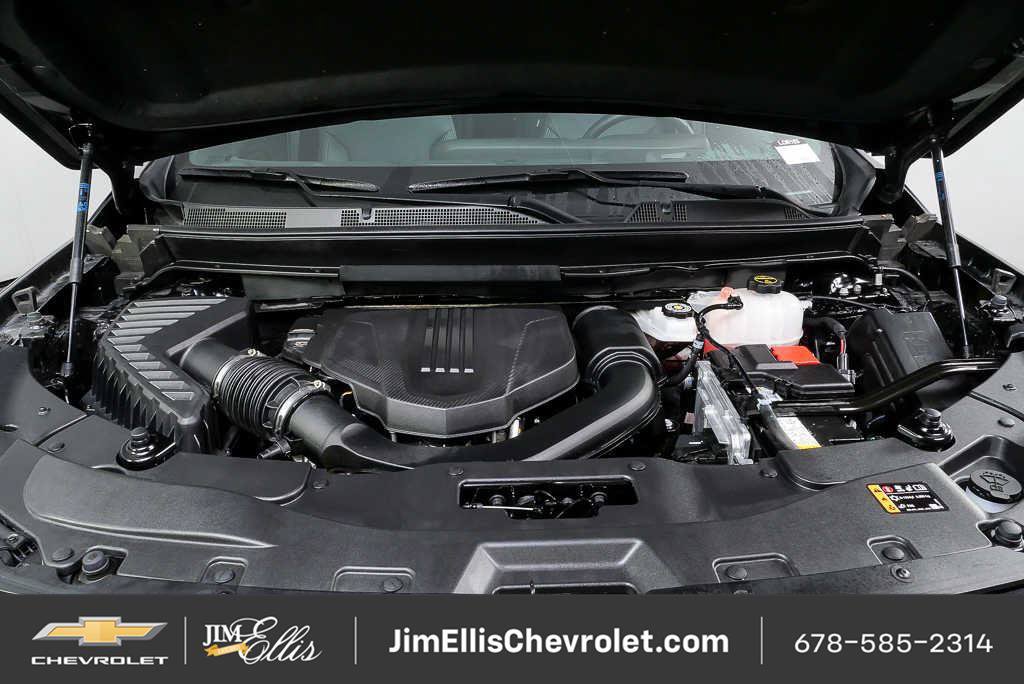 Certified 2025 Chevrolet Traverse LT FWD image 35