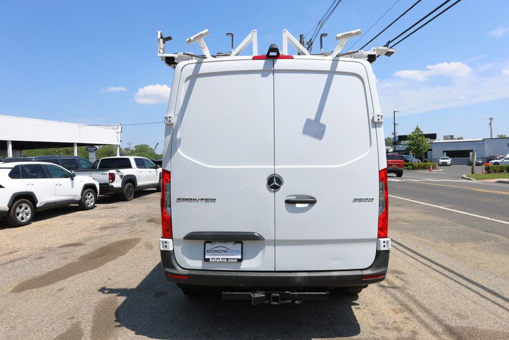 Used 2023 Mercedes-Benz Sprinter 2500 w/ Acoustic Package image 4
