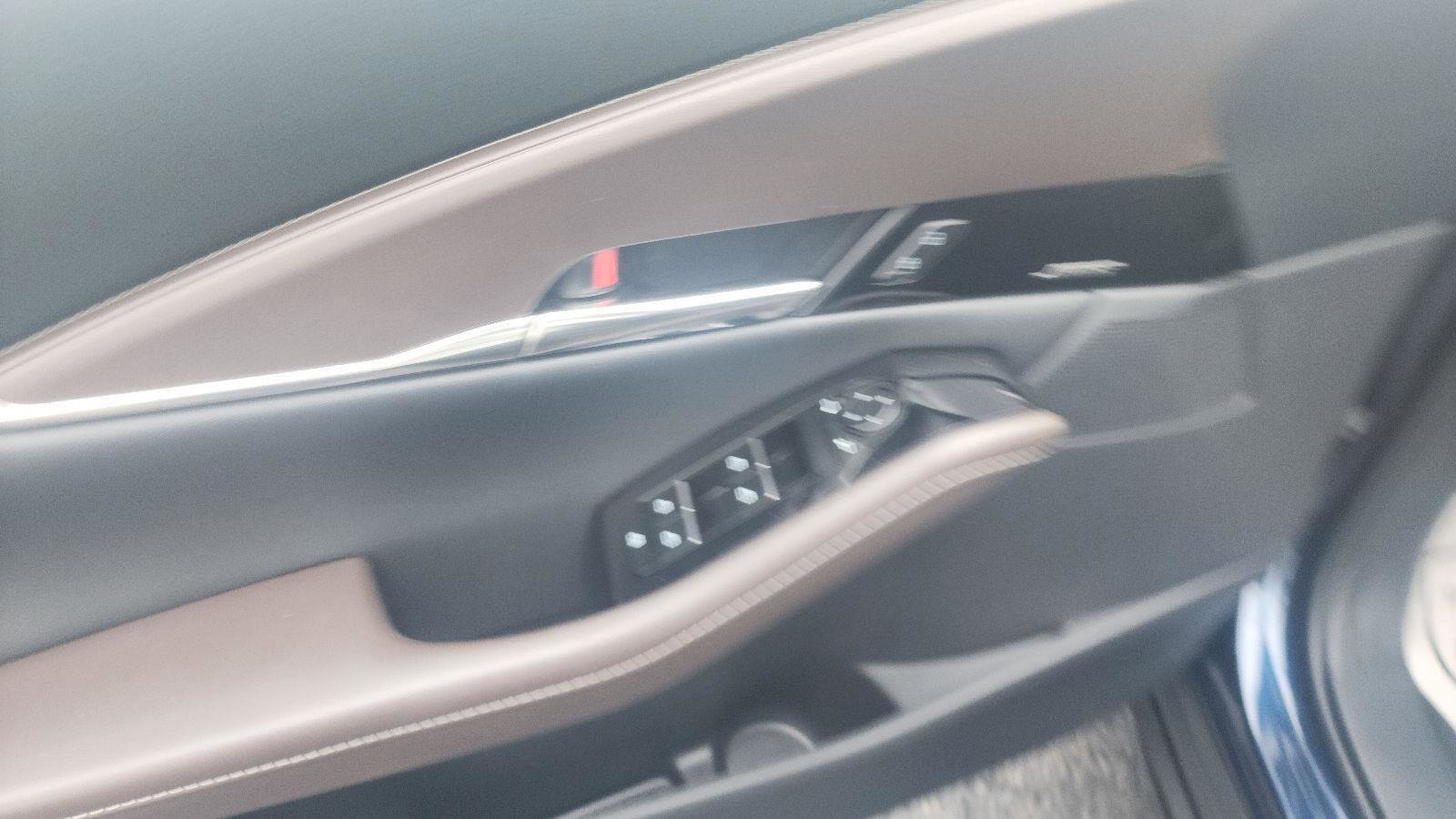 Certified 2025 MAZDA CX-30 AWD 2.5 S w/ Premium Package image 21