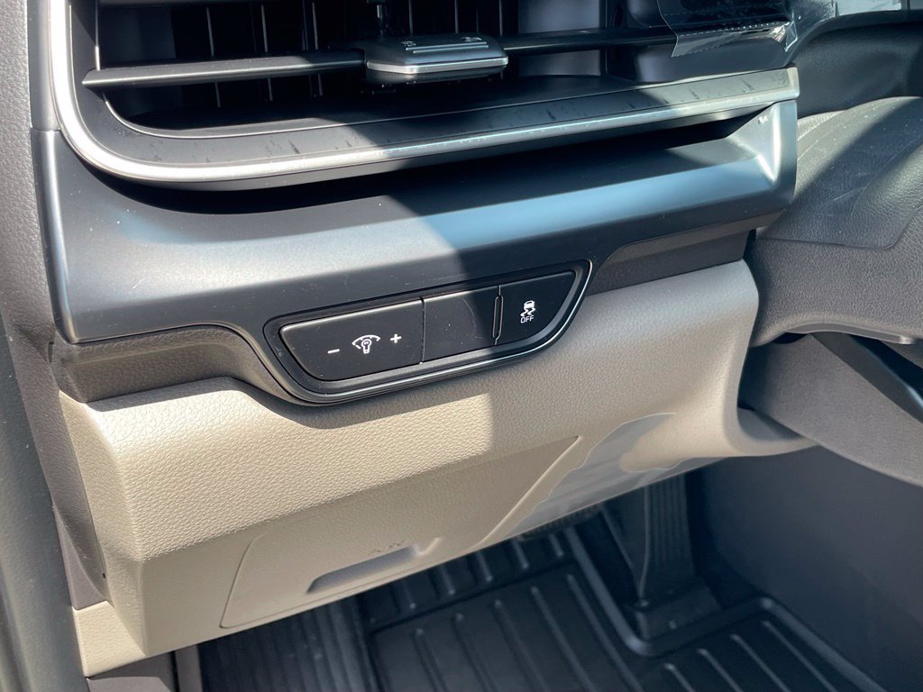 New 2026 Kia Carnival LX FWD image 12