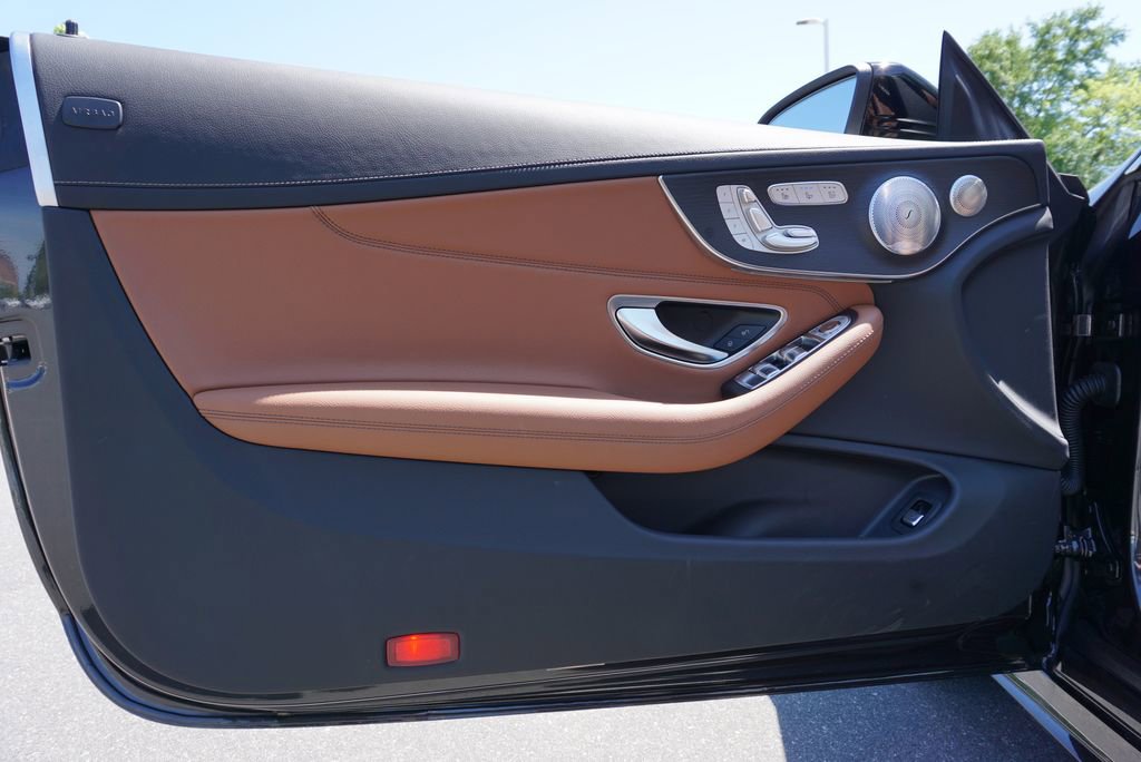 Used 2023 Mercedes-Benz C 300 Cabriolet image 18