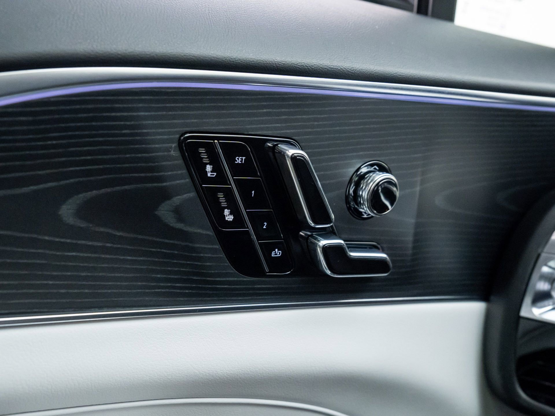 New 2026 Cadillac Lyriq Sport image 18