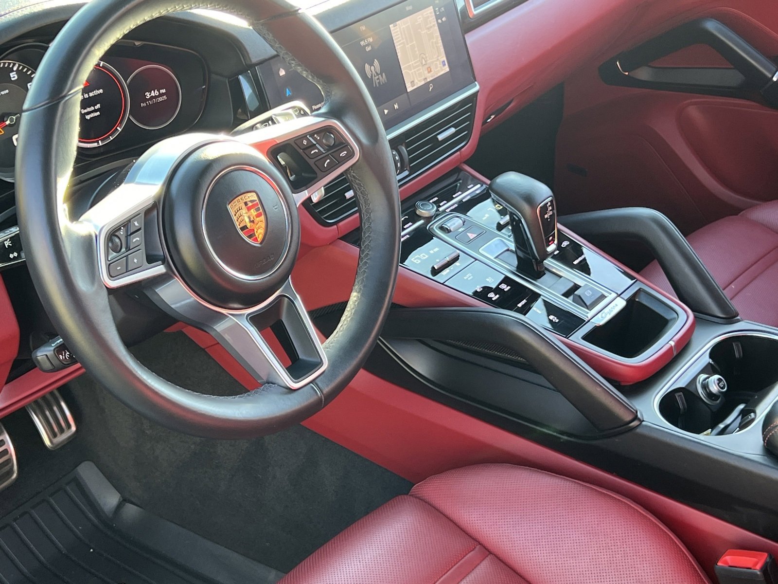 Certified 2022 Porsche Cayenne S Platinum image 4
