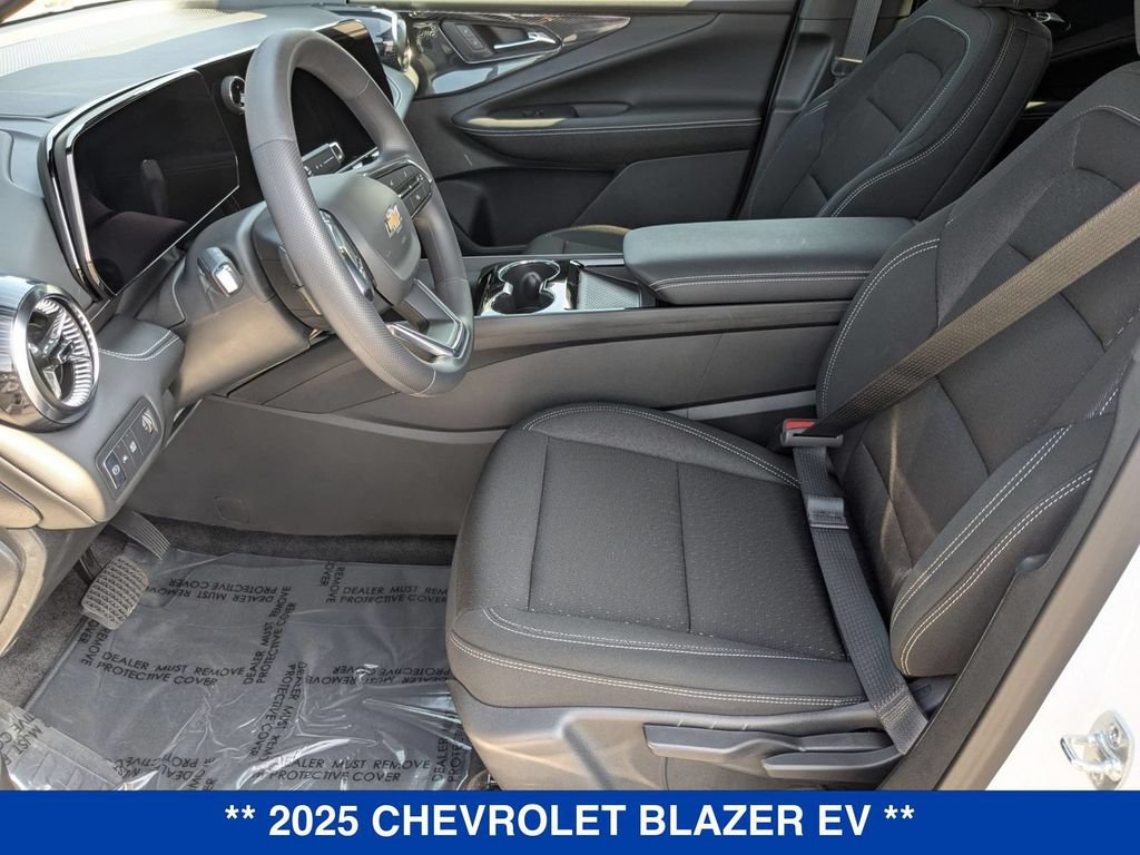 New 2025 Chevrolet Blazer EV LT AWD/4WD image 12